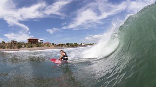 Surfer au Nicaragua à Punta Miramar