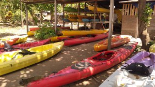 kayaks à Ometepe - vacances au nicaragua